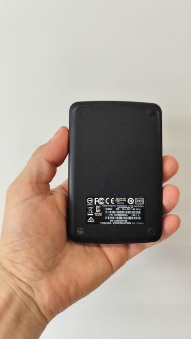 Зовнішній диск з іграми 2 террабайт на x бокс 360  Тошиба Toshiba HDD
