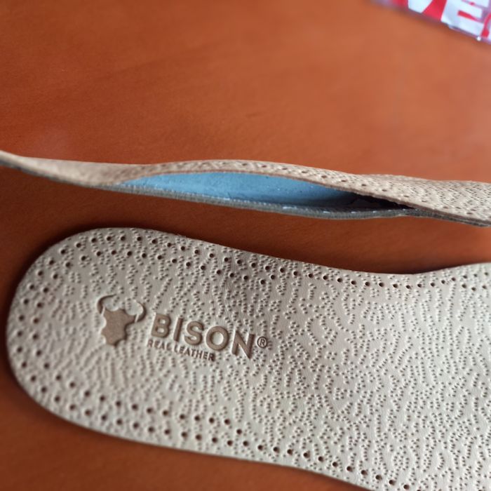 Wkładki do butów skórzane i silikonowe nowe