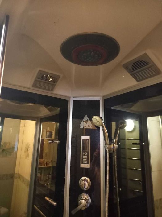 гідробокс в ідеальному стані