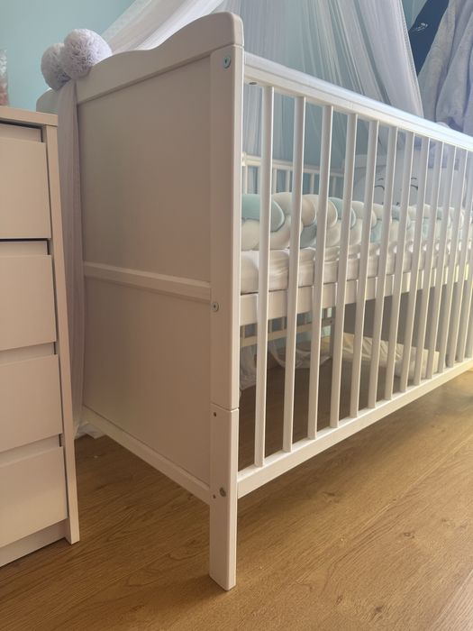 Berço + colchão + amortecedor trançado + travesseiro de nuvem