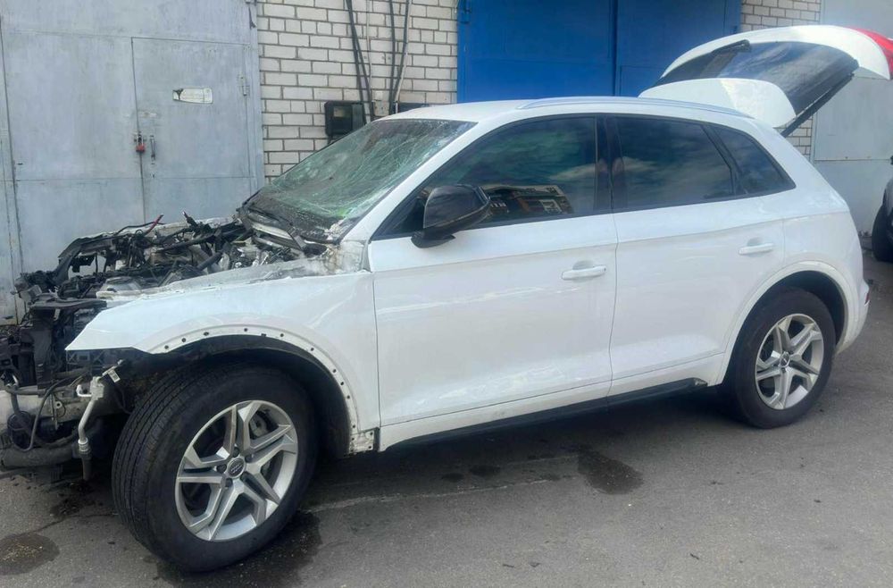 Продам Audi Q5 2018