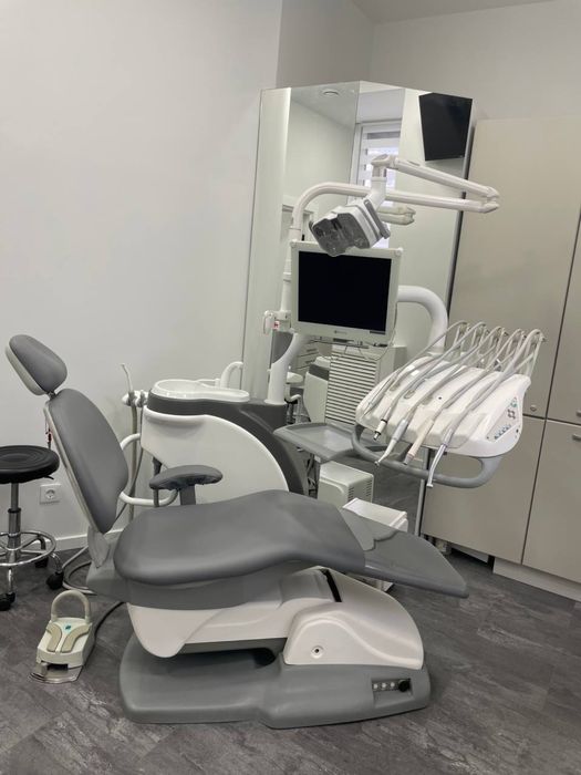 Стоматологічна установка Fedesa Acanto-M | реставрована