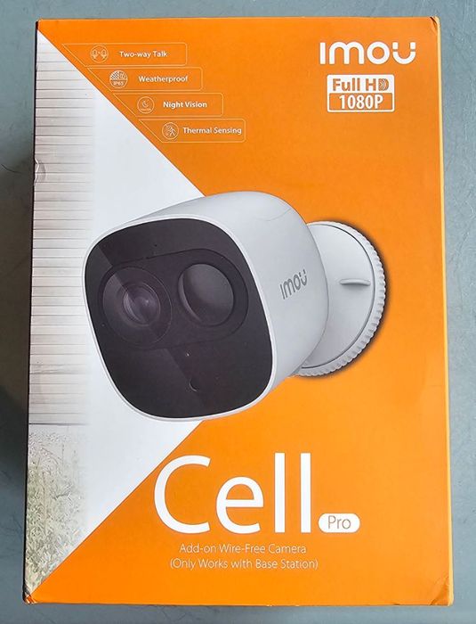 Kamera zewnętrzna IP Imou Cell Pro, zwrócona przez klienta, nie łączy się z podstawą, a bateria jest nieco spuchnięta