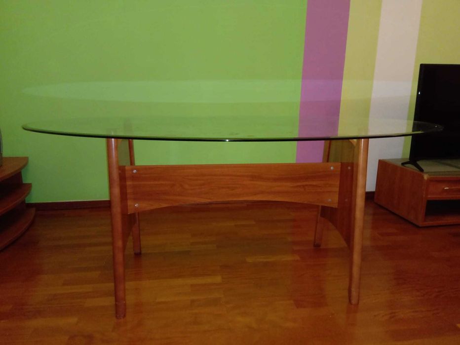 Mesa de vidro com 3 cadeiras