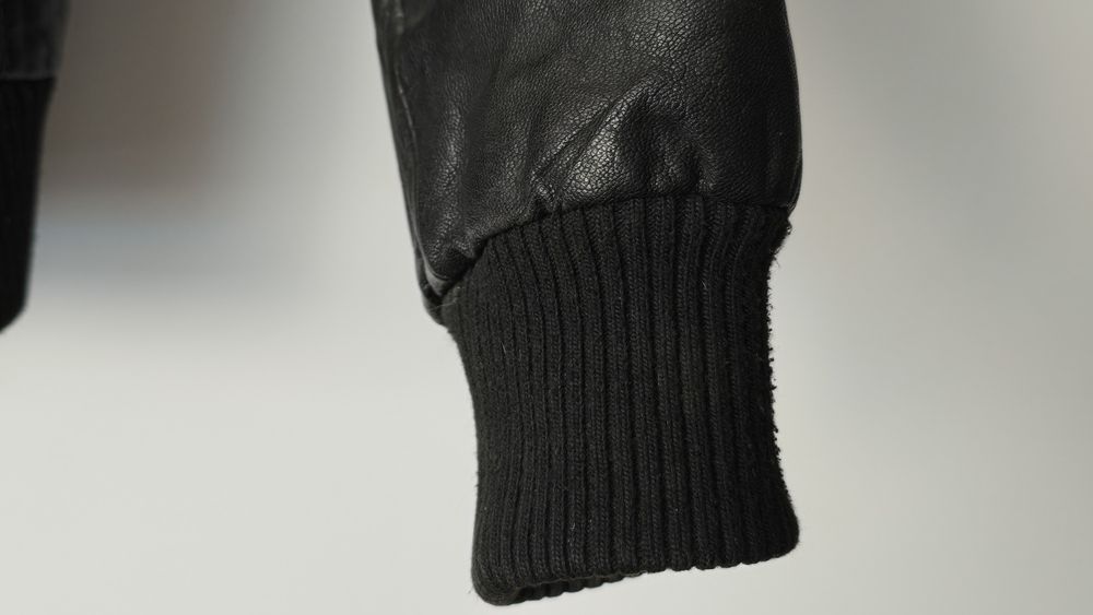 Blusão de pele em muito bom estado