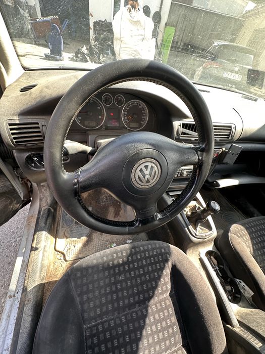 Kierownica Volkswagen Passat B5 trójramienna kompletna Golf IV Bora