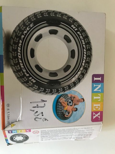 Boia INTEX forma de PNEU