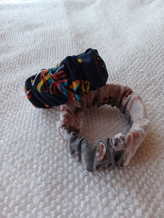 Bransoletki materiałowe