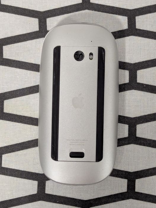 Apple Magic Mouse 1 (A1296) -- Бездротова Bluetooth миша