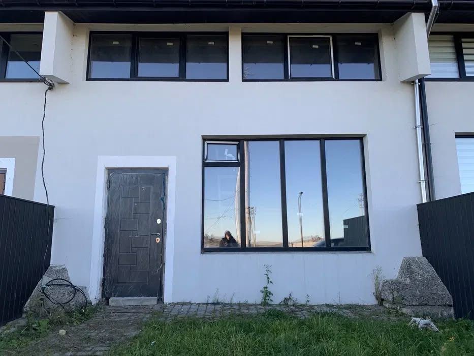 Прожаж Котеджа с. Ременів