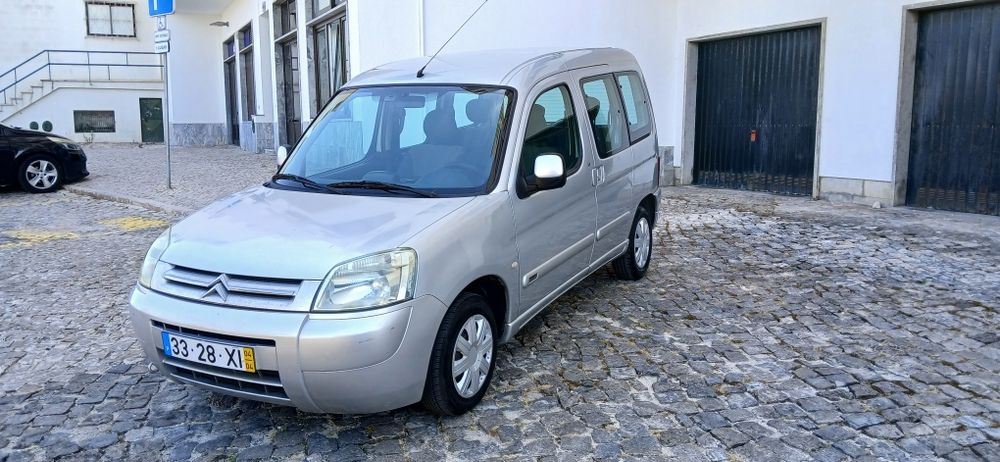 Selling Citroën Berlingo 1.4 Gasoline. 5 Seats.