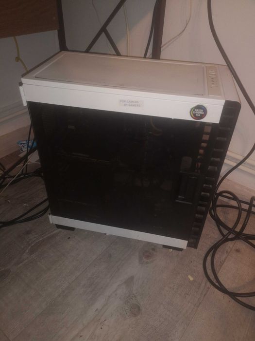 Komputer gamingowy i7-4790K + GTX 1660 Ti 6GB + 16GB RAM + monitor 27"