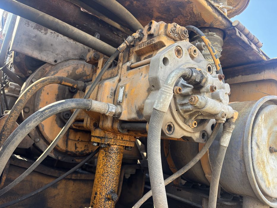 Экскаватор HYUNDAI 360 lc-3