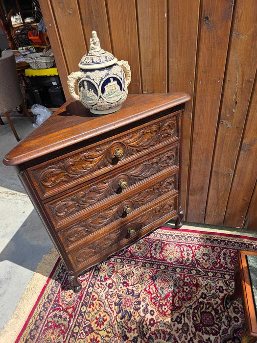 Drewniana komoda narożna z 4 szufladami 57 × 57 × 92 cm #668 Stylowy Węgrów