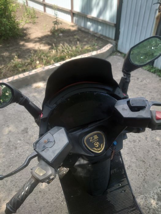 Продам скутер 150кубов