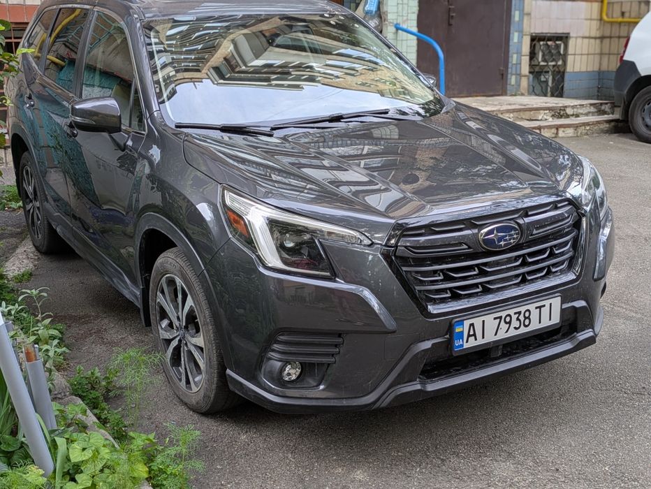 Продам Субару Форестер 2022 Лимитед 2.5авт 21000 км