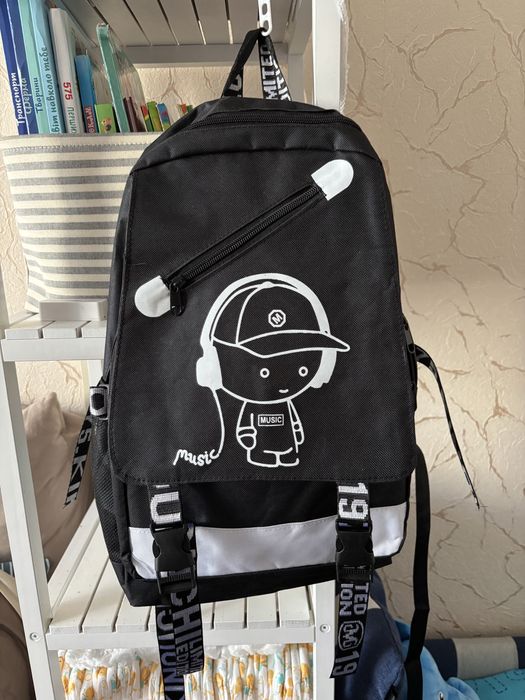 Рюкзак новий для хлопчика