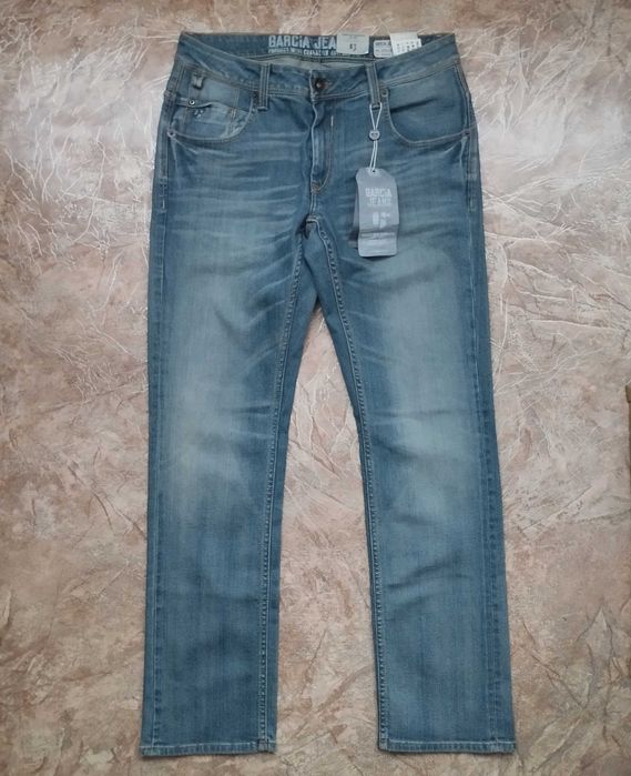 Нові чоловічі джинси  Garcia