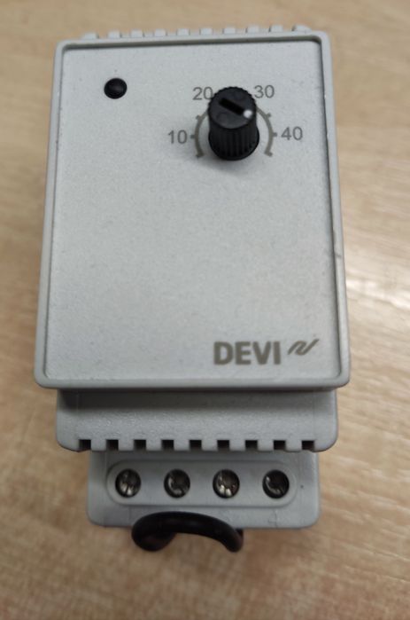 Терморегулятор Devi для теплых полов