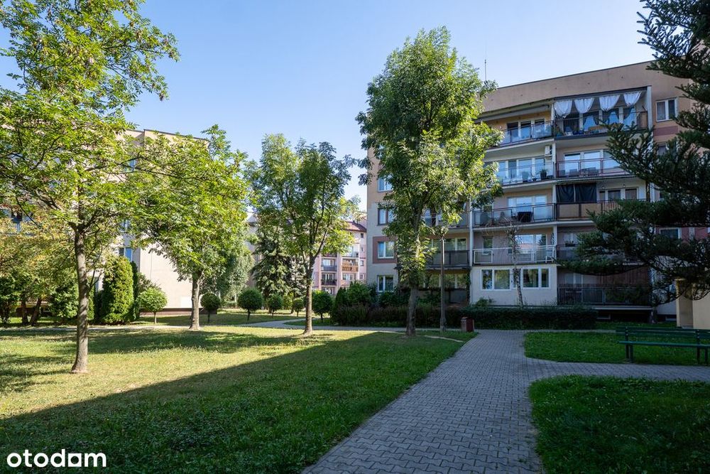 3-4 pokoje, 72 m², garaż, oddzielna kuchnia, 4 pięt.
