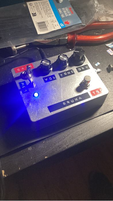 Clone modificado Distortron