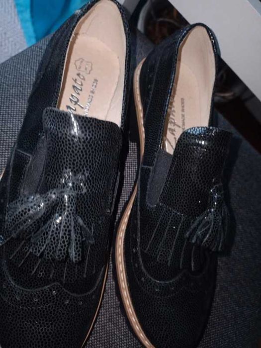 Czarne skórzane mokasyny oksfordki półbuty zapato rozmiar 36