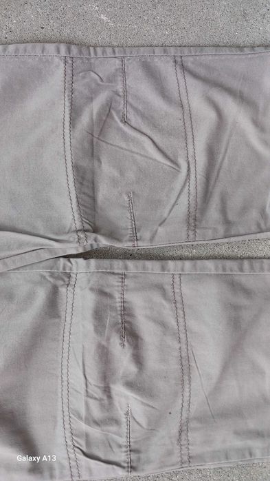 Letnie cienkie szare spodnie w rozm. 140.