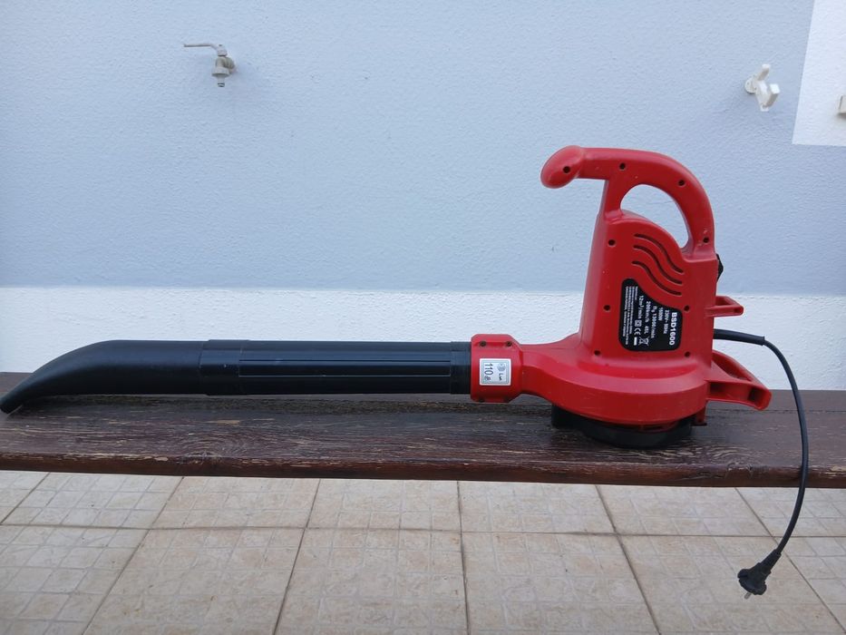 Conjunto de Jardinagem (Corta Sebes, Soprador e Corta Relvas)