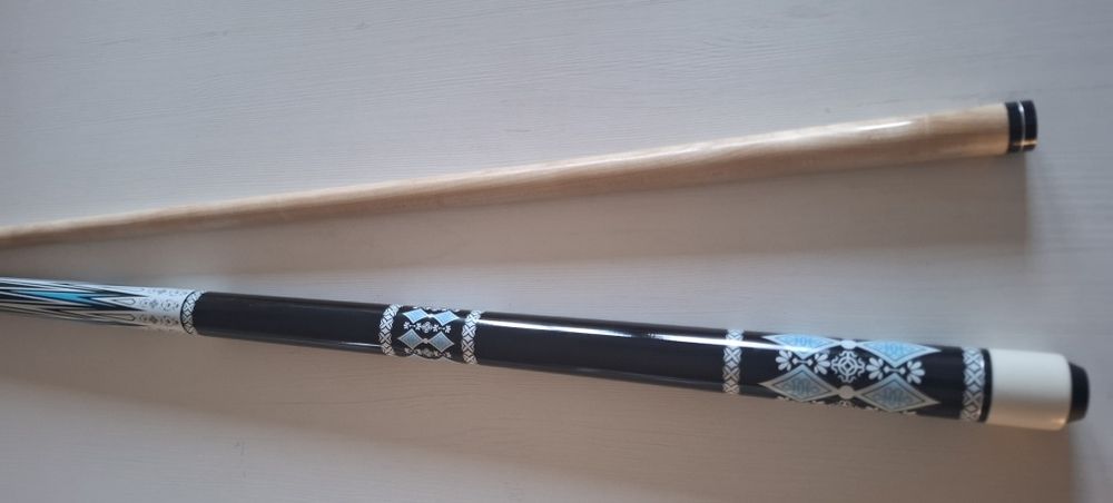 Kij bilardowy, nowy, 2-częściowy, dobrej jakości