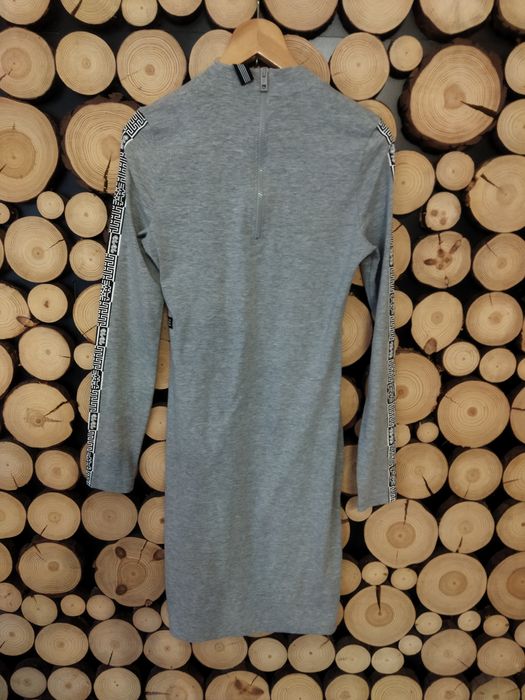 Modna sukienka dresowa Tokyo