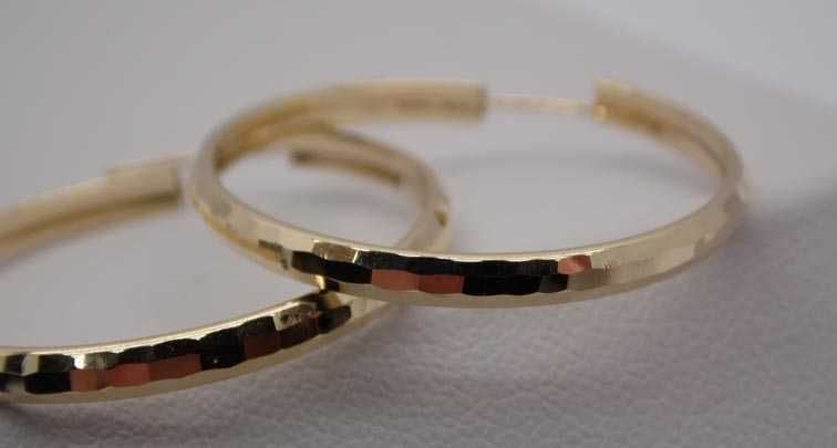 Złote kolczyki diamentowane koła 3,1 cm.