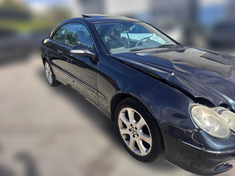 MERCEDES-BENZ (W209) CLK 200 Kompressor Avantgarde de 2002 Salvado
