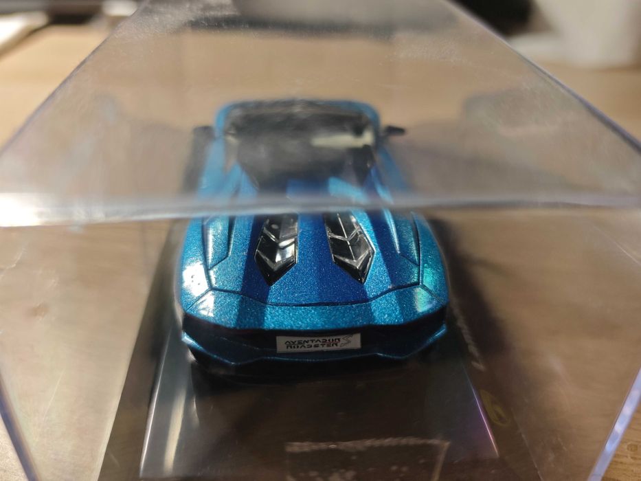 miniatura Lamborghini aventador