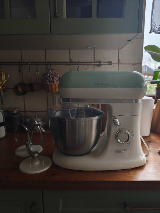 Robot kuchenny planetarny ARIETE Vintage 1588/03 2400W