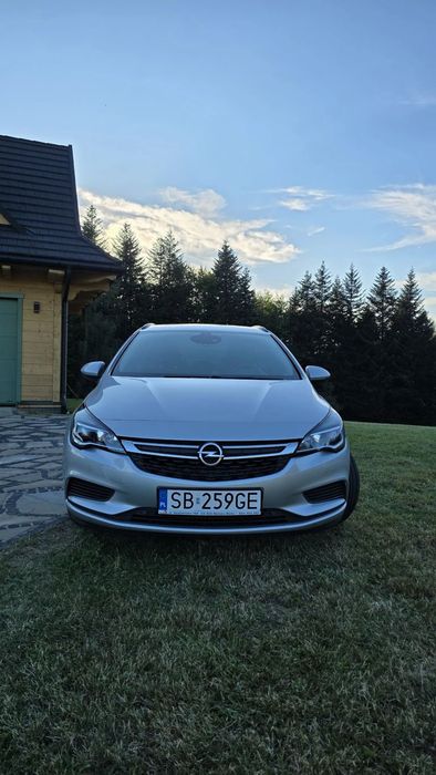 Opel Astra Witam mam do sprzedania samochód osobowy marki opel astra k