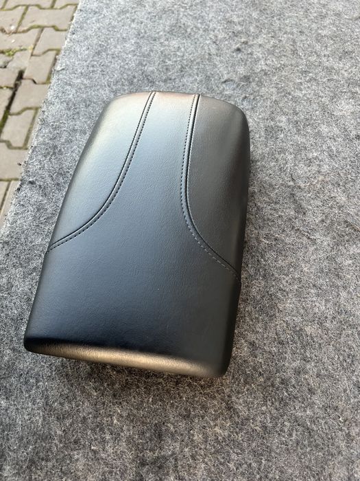 Кришка підлокітника накладка Rogue t32 14-20р оригінал