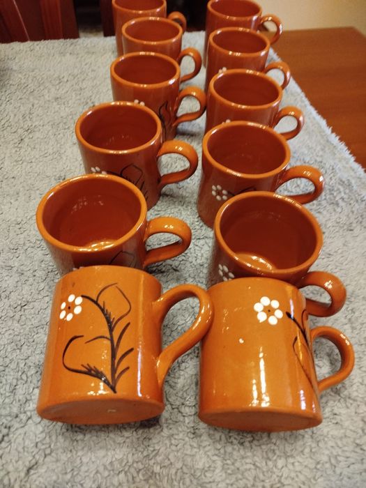 Canecas de barro