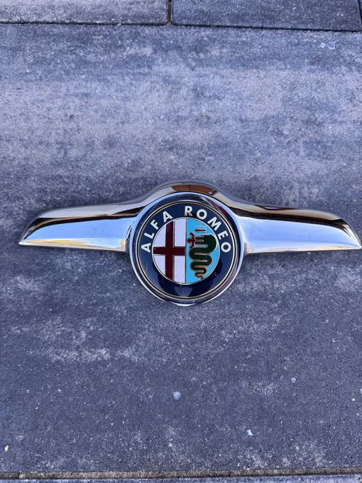 Emblemat maski Alfa Romeo GT