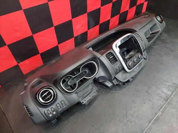 Tablier RENAULT Trafic III (FG_)