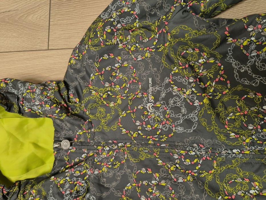 Жіноча вітровка/куртка/дощовик Outventure 152 см