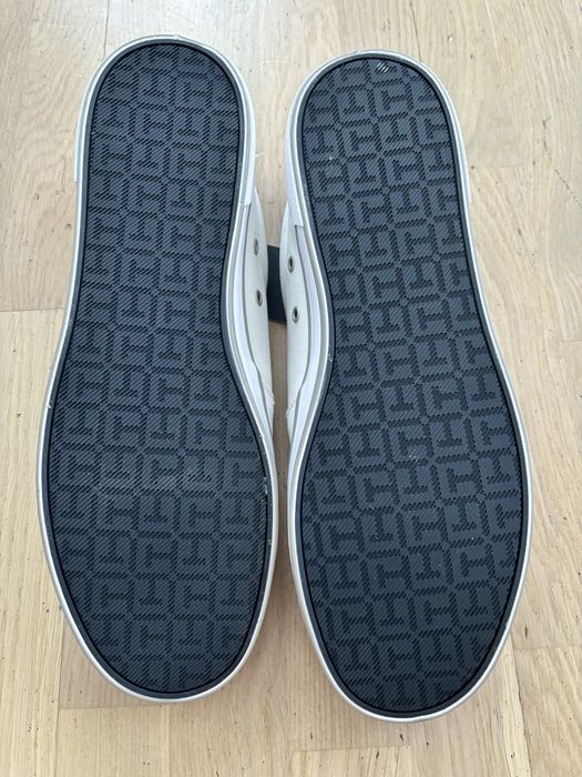 Trampki wsuwane Tommy Hilfiger 43