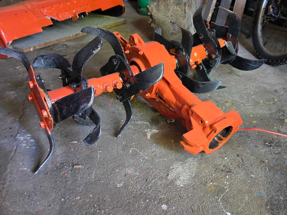 Trator Goldoni 4x4