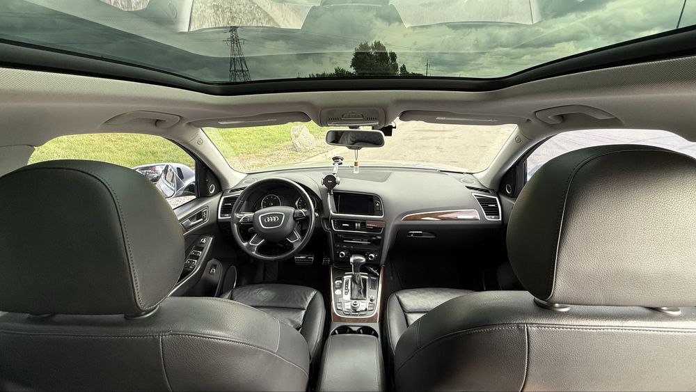 Продам СВОЮ Audi Q5 2.0 бенз 2015год 137 тыс км. Premium Plus