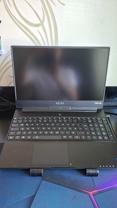 Gigabyte Aero 15 144Hz i7-8750H GTX1070