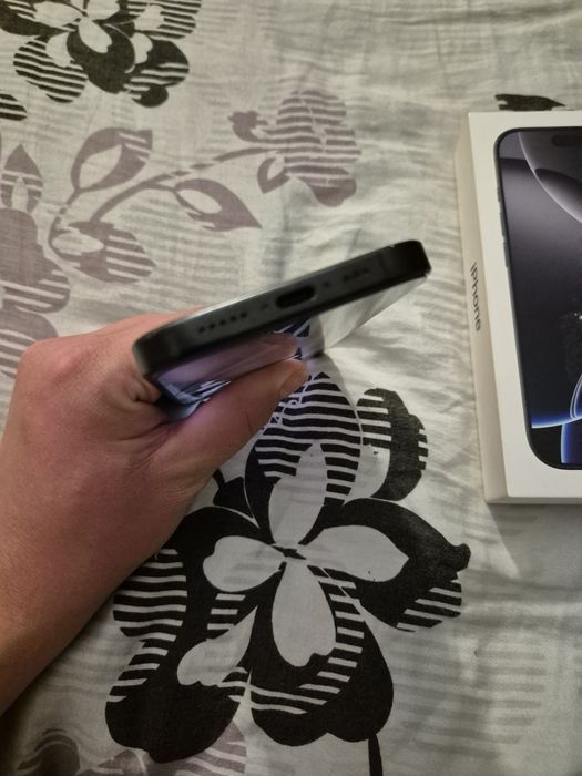 Iphone 16 pro 256gb 93% kondycja