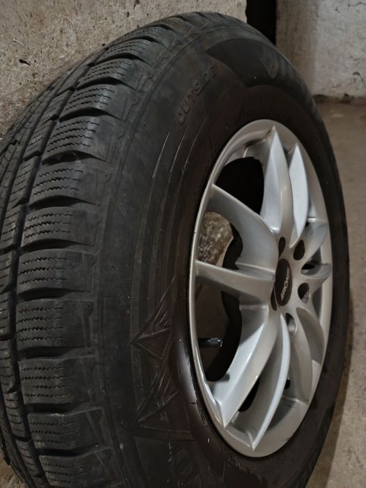 Felgi aluminiowe 16 cali+opony zimowe Hancock 215/70/16