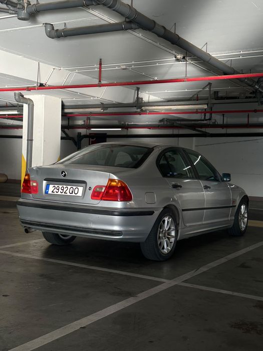 Bmw 318i 186mil km