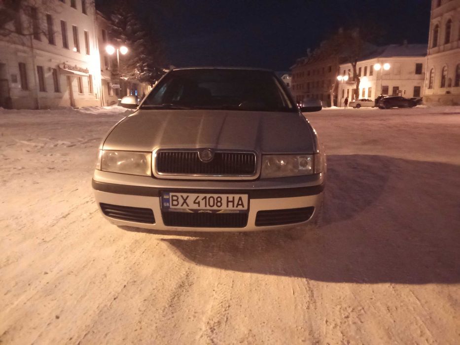 Продам Шкоду тур 1.6