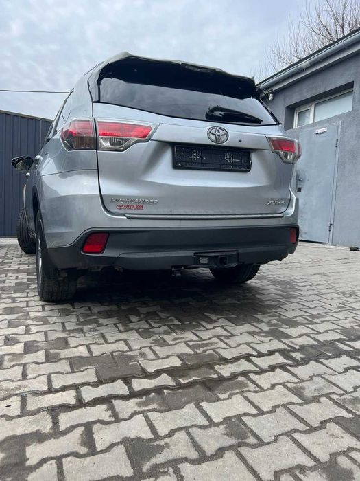 Шрот Highlander 13-19 Авторазборка запчасти  четверть ходовая балка