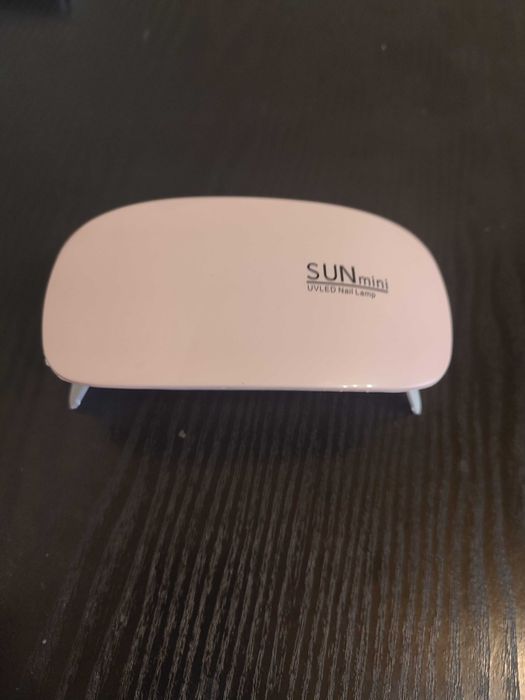 Світлодіодна лампа для манікюру